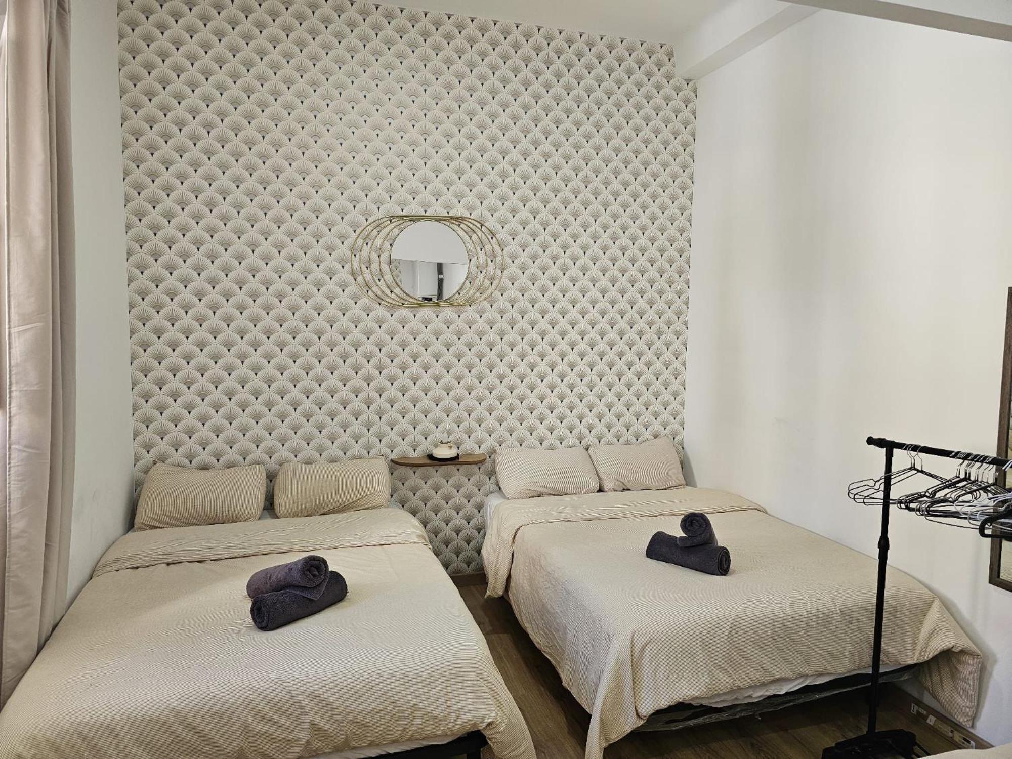 Luxury Apartments Near The Beach And Downtown Centrum 8 Аликанте Екстериор снимка